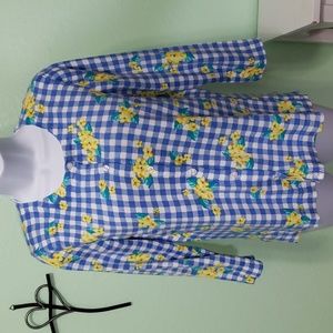 🐞KIM ROGERS button down top